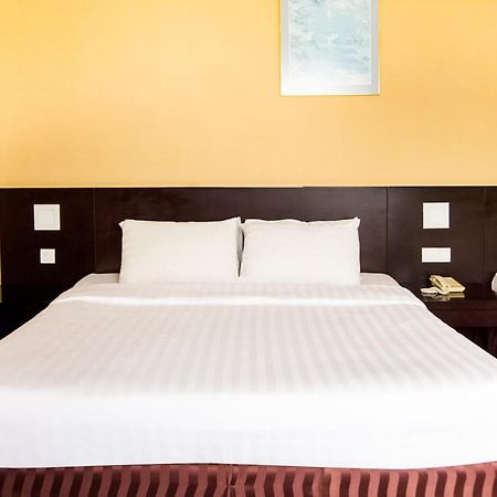 Oyo 89693 Perkasa Hotel Keningau Near Hospital Keningau المظهر الخارجي الصورة