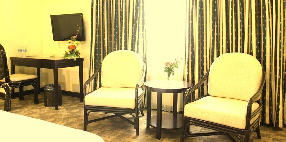 Oyo 89693 Perkasa Hotel Keningau Near Hospital Keningau المظهر الخارجي الصورة