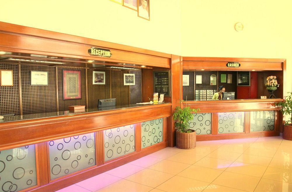 Oyo 89693 Perkasa Hotel Keningau Near Hospital Keningau المظهر الخارجي الصورة