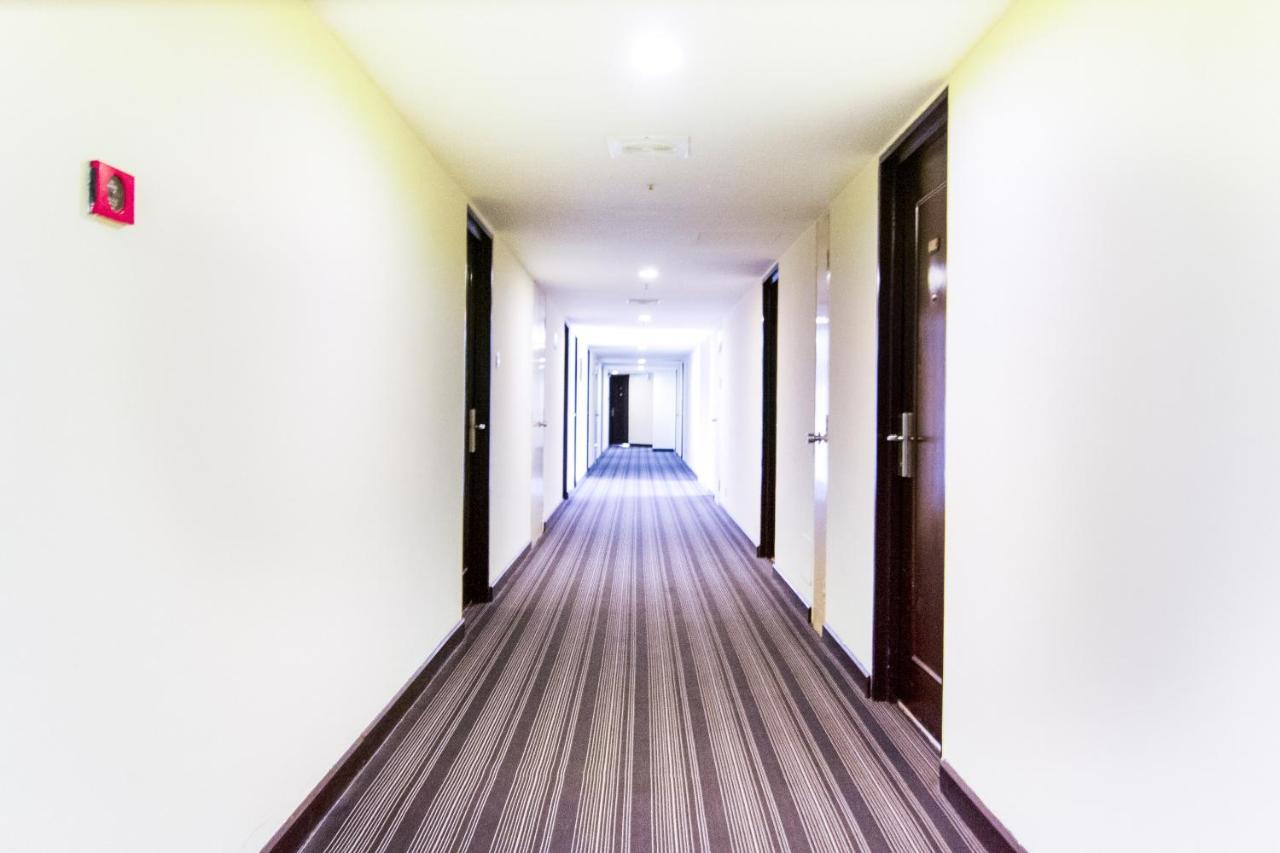 Oyo 89693 Perkasa Hotel Keningau Near Hospital Keningau المظهر الخارجي الصورة