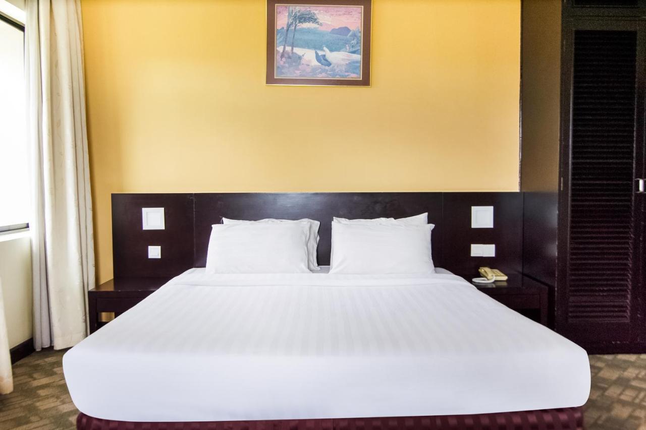 Oyo 89693 Perkasa Hotel Keningau Near Hospital Keningau المظهر الخارجي الصورة