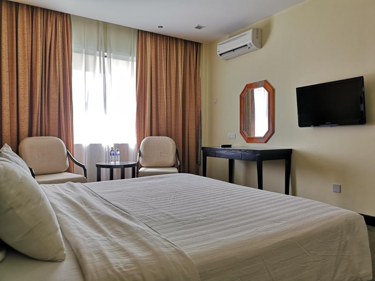 Oyo 89693 Perkasa Hotel Keningau Near Hospital Keningau المظهر الخارجي الصورة